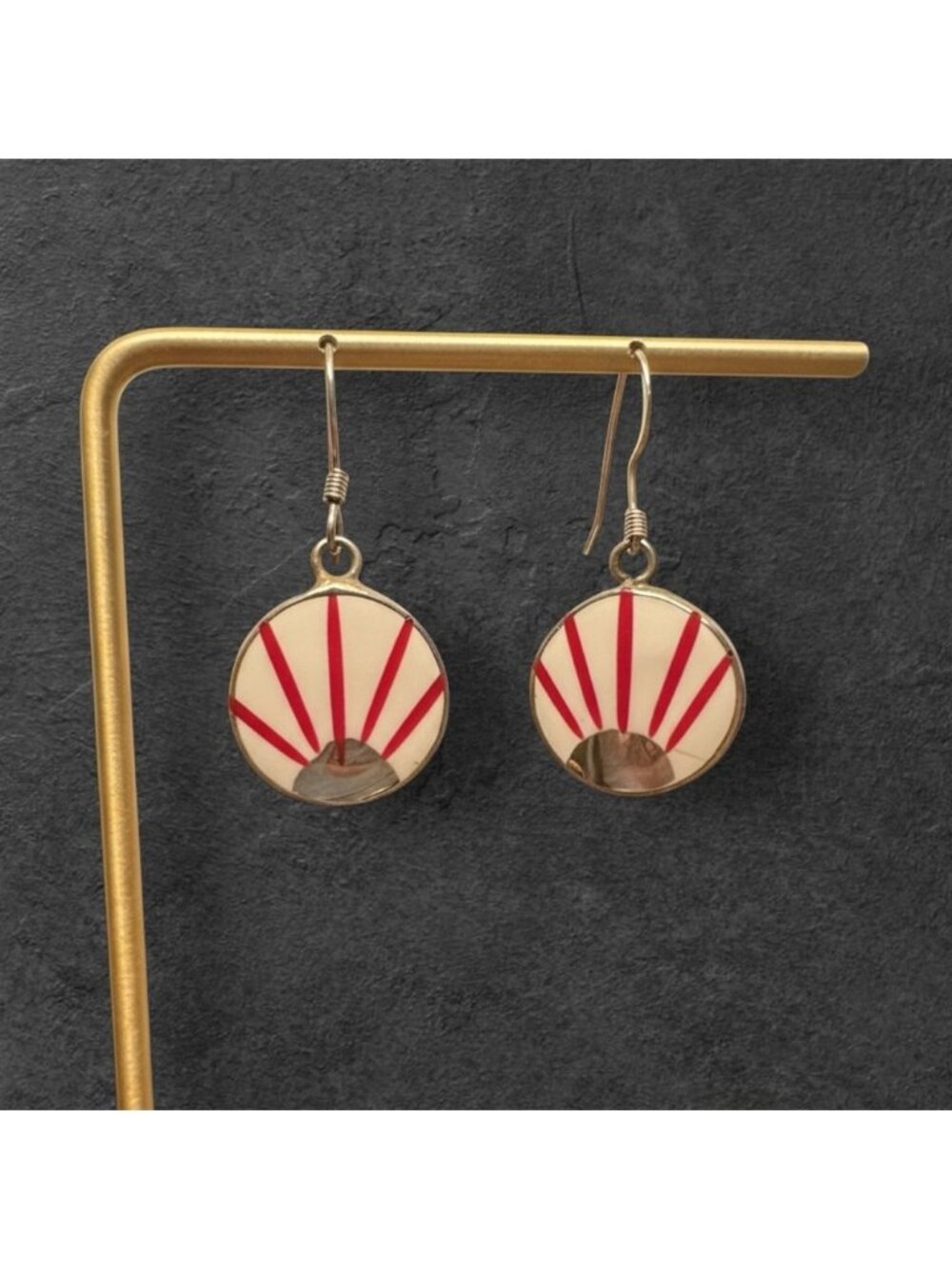 Sunburst‎ earrings